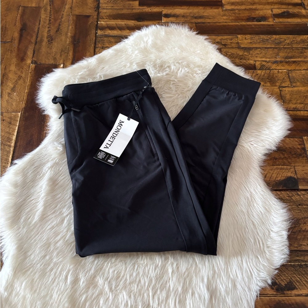 Mondetta Black Women's Joggers